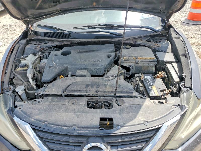 2017 Nissan Altima მანქანა იყიდება აუქციონზე, vin: 1N4AL3AP1HN329206, აუქციონის ნომერი: 63650726