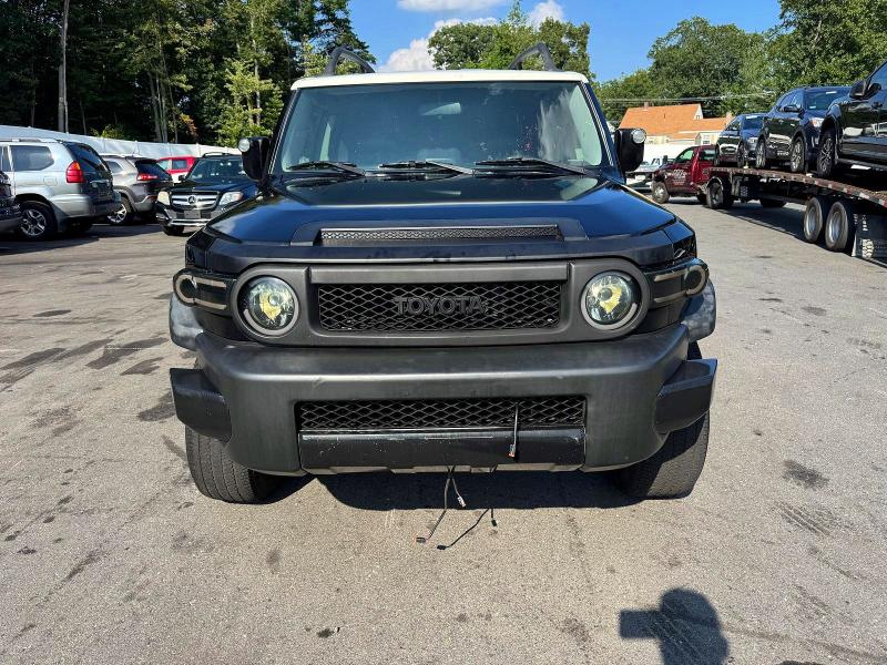 66720696 :رقم المزاد ، JTEZU11F88K003535 vin ، 2008 Toyota Fj Cruiser مزاد بيع