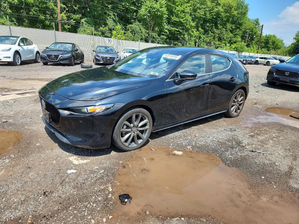 63918496 :رقم المزاد ، JM1BPBKL7M1313392 vin ، 2021 Mazda 3 مزاد بيع
