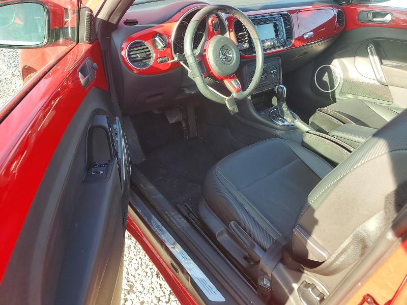 65360626 :رقم المزاد ، 3VW5P7AT5DM803390 vin ، 2013 Volkswagen Beetle مزاد بيع