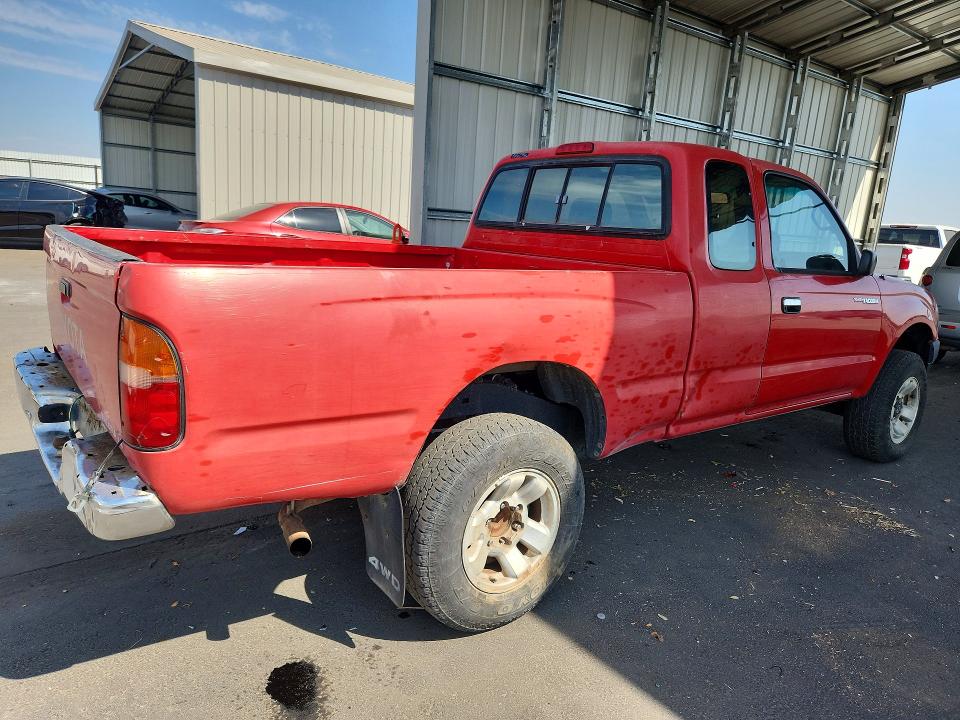 64124286 :رقم المزاد ، 4TAWM72N4VZ260657 vin ، 1997 Toyota Tacoma مزاد بيع
