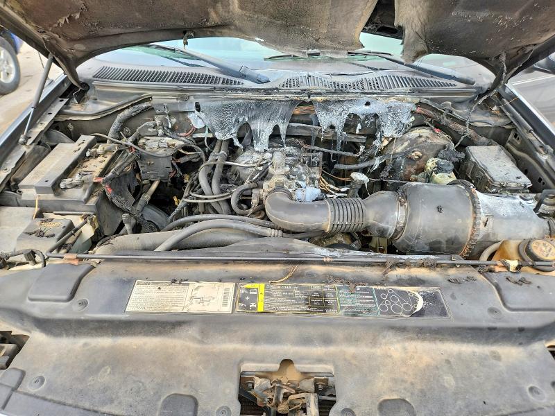 64727506 :رقم المزاد ، 2FTRX17202CA15562 vin ، 2002 Ford F150 مزاد بيع