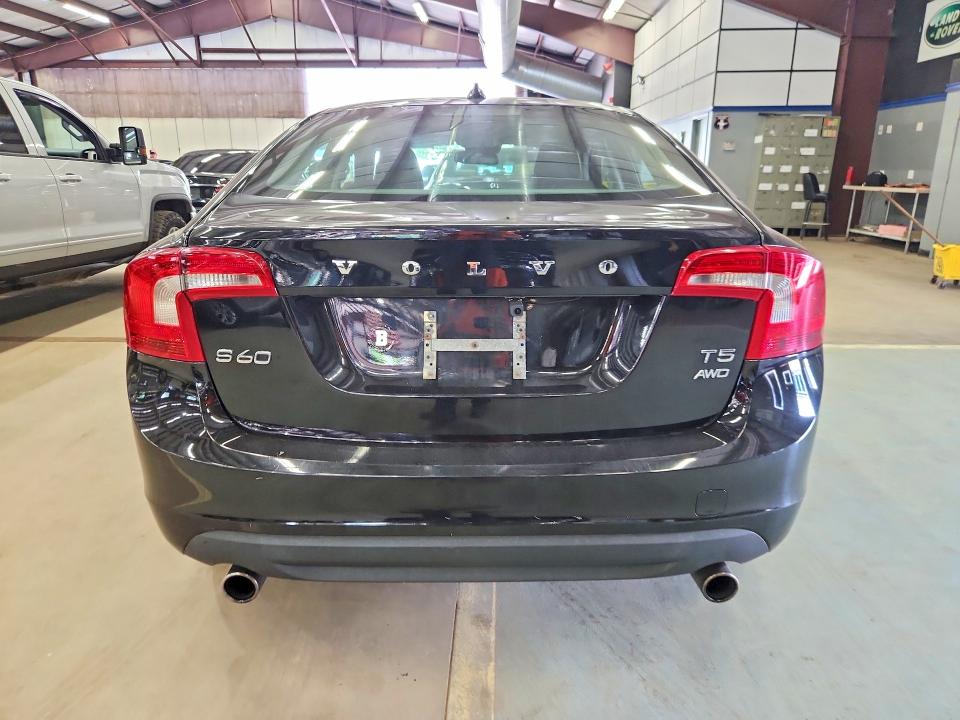 64448286 :رقم المزاد ، YV1612FH3D2171054 vin ، 2013 Volvo S60 مزاد بيع