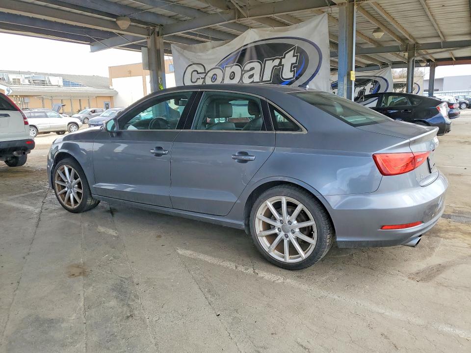 66996556 :رقم المزاد ، WAUBFGFF6F1093229 vin ، 2015 Audi A3 مزاد بيع