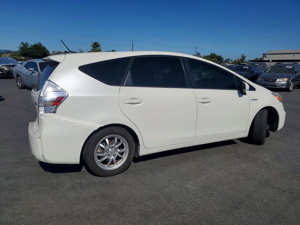 2012 Toyota Prius V მანქანა იყიდება აუქციონზე, vin: JTDZN3EUXC3134684, აუქციონის ნომერი: 63320866