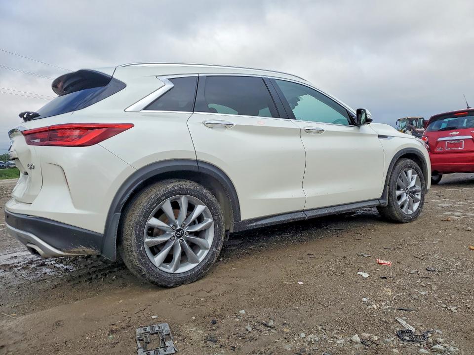 2021 Infiniti Qx50 მანქანა იყიდება აუქციონზე, vin: 3PCAJ5CB6MF116080, აუქციონის ნომერი: 66023576
