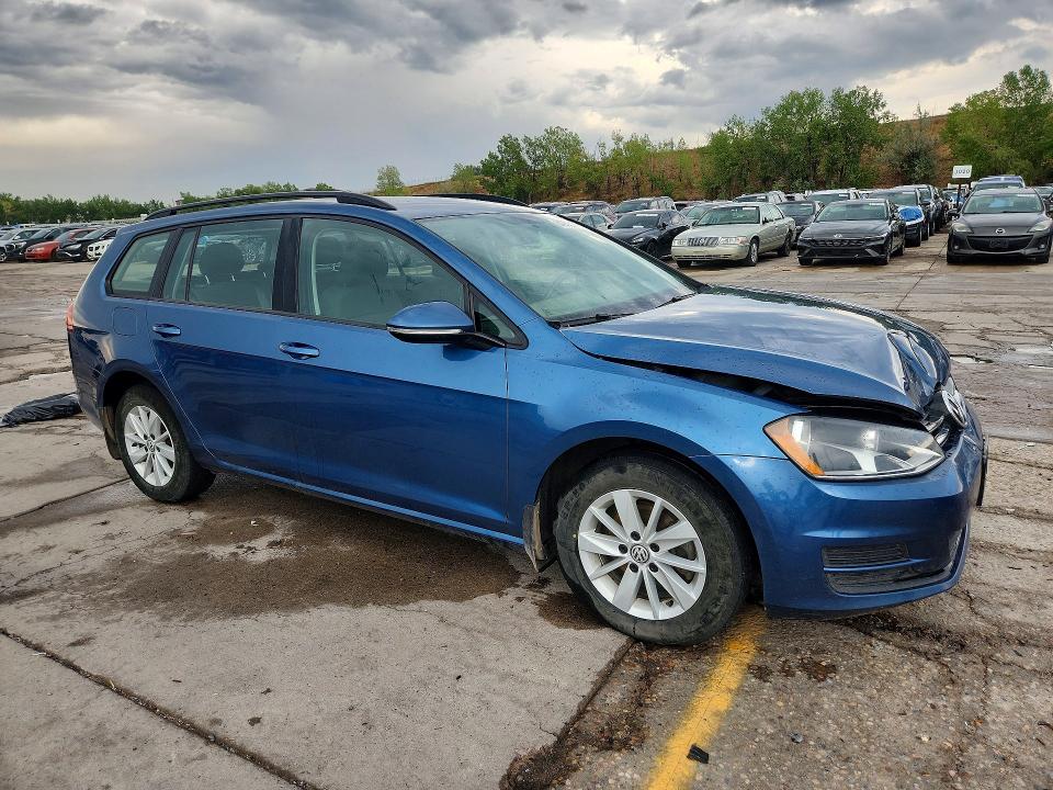 Продажа на аукционе авто 2017 Volkswagen Golf Sportwagen, vin: 3VWC17AU0HM501464, номер лота: 64932666