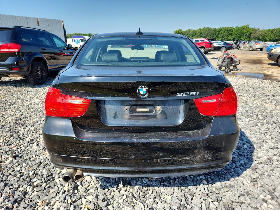 2011 Bmw 328 მანქანა იყიდება აუქციონზე, vin: WBAPH7C53BE683189, აუქციონის ნომერი: 64271166