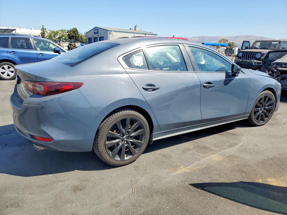 Продаж на аукціоні авто 2022 Mazda 3, vin: JM1BPACL3N1506469, номер лоту: 64099546