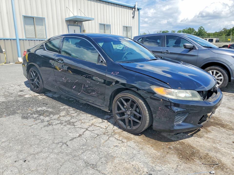 64797446 :رقم المزاد ، 1HGCT1B38DA011590 vin ، 2013 Honda Accord مزاد بيع