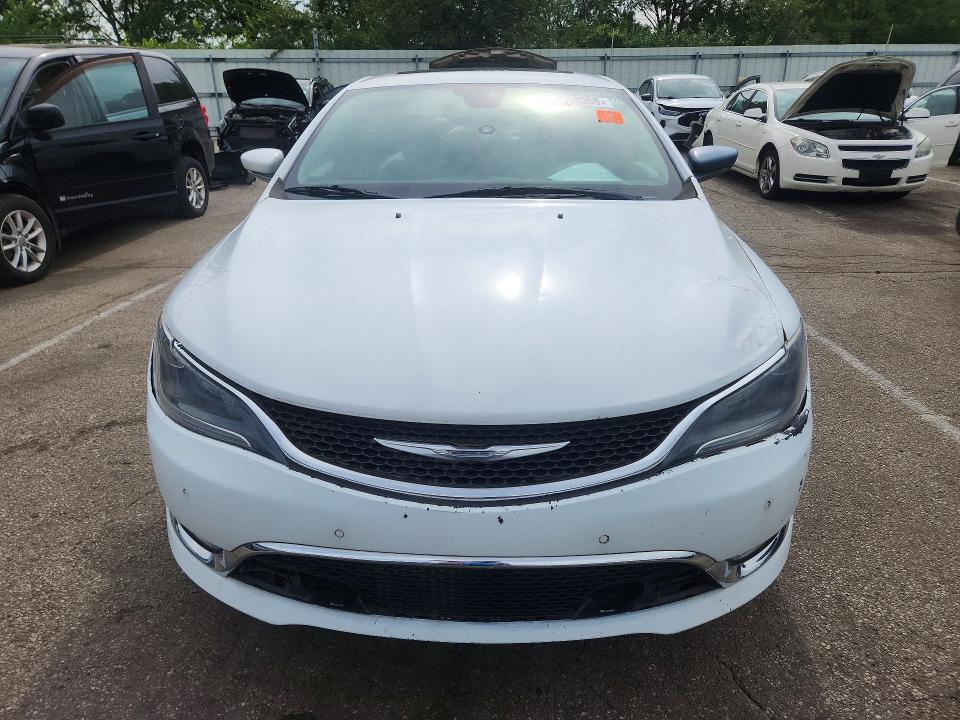 65463066 :رقم المزاد ، 1C3CCCCG6FN528074 vin ، 2015 Chrysler 200 مزاد بيع