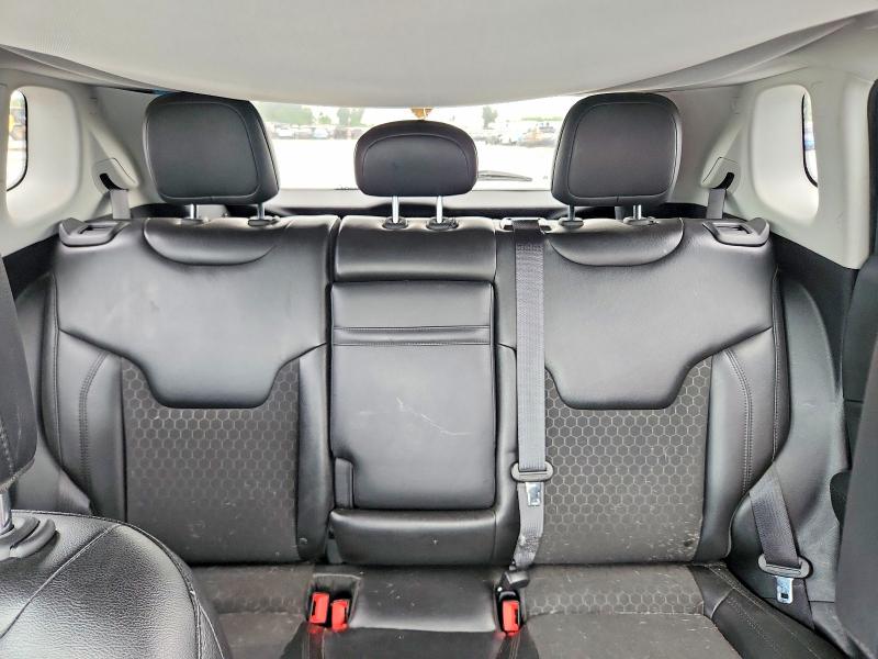 63909906 :رقم المزاد ، 3C4NJCBB3JT318315 vin ، 2018 Jeep Compass مزاد بيع