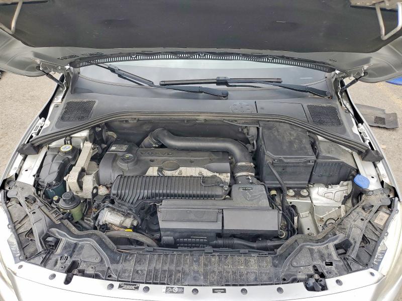 2014 Volvo S60 მანქანა იყიდება აუქციონზე, vin: YV1612FS9E2290949, აუქციონის ნომერი: 65984446