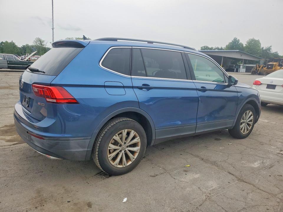 Продажа на аукционе авто 2019 Volkswagen Tiguan, vin: 3VV2B7AX5KM033035, номер лота: 64321426