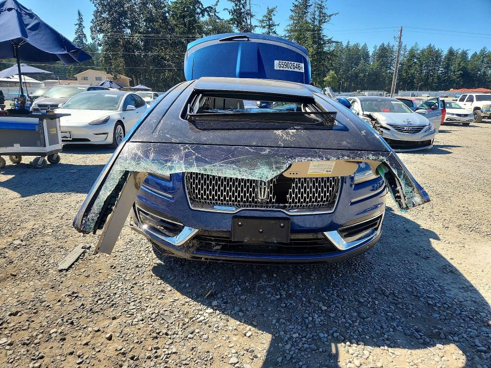 65902646 :رقم المزاد ، 2LMPJ8KP6LBL03890 vin ، 2020 Lincoln Nautilus مزاد بيع