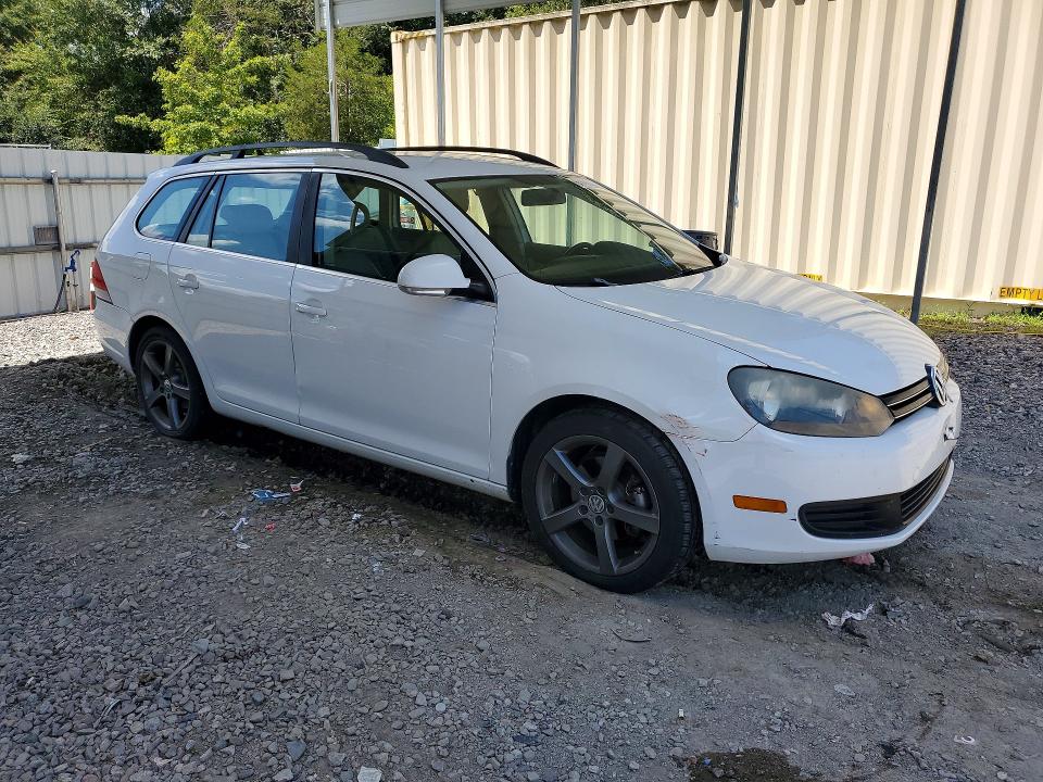 2010 Volkswagen Jetta მანქანა იყიდება აუქციონზე, vin: 3VWPX7AJ3AM692437, აუქციონის ნომერი: 65689946
