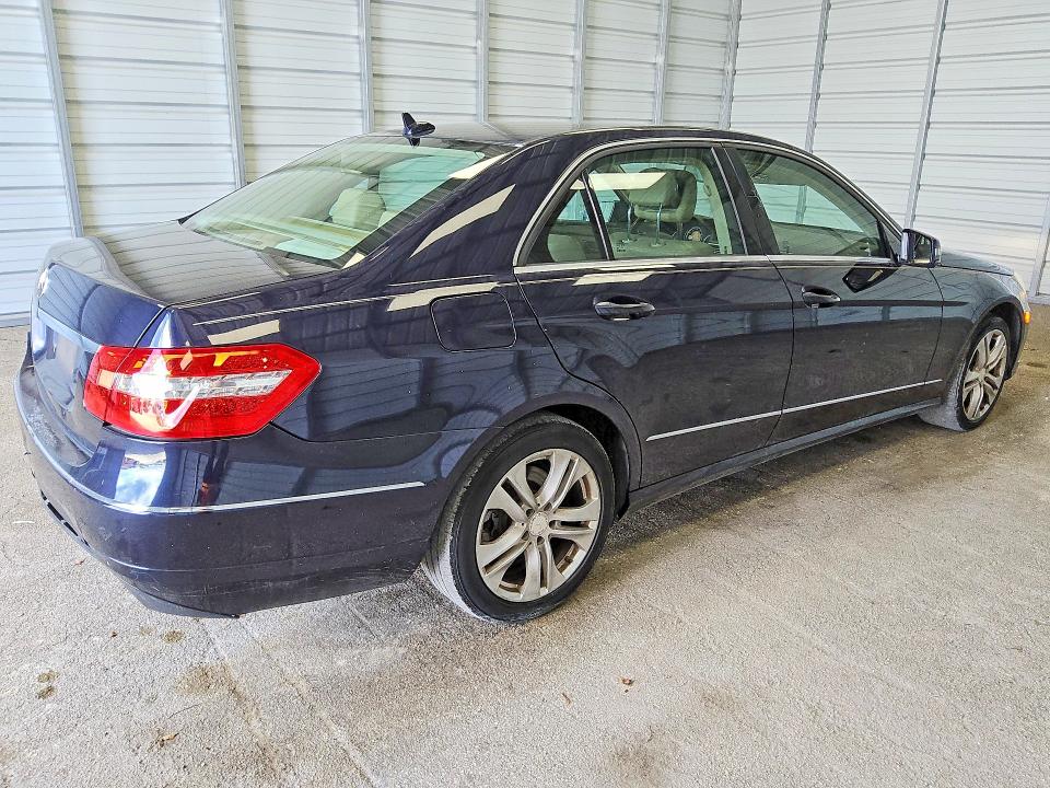 2011 Mercedes-benz E მანქანა იყიდება აუქციონზე, vin: WDDHF5GB4BA417694, აუქციონის ნომერი: 64393426