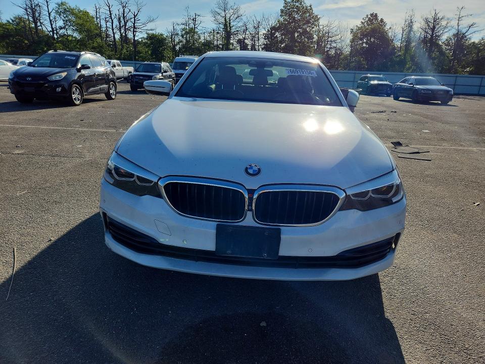 Продажа на аукционе авто 2019 Bmw 540, vin: WBAJE7C5XKWW12970, номер лота: 66919156