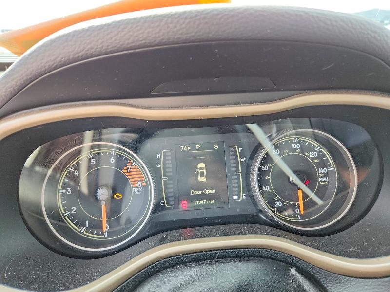 64139106 :رقم المزاد ، 1C4PJMCX6JD602617 vin ، 2018 Jeep Cherokee مزاد بيع