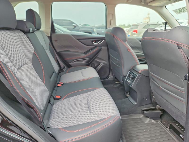 63571556 :رقم المزاد ، JF2SKAJC0NH502681 vin ، 2022 Subaru Forester مزاد بيع