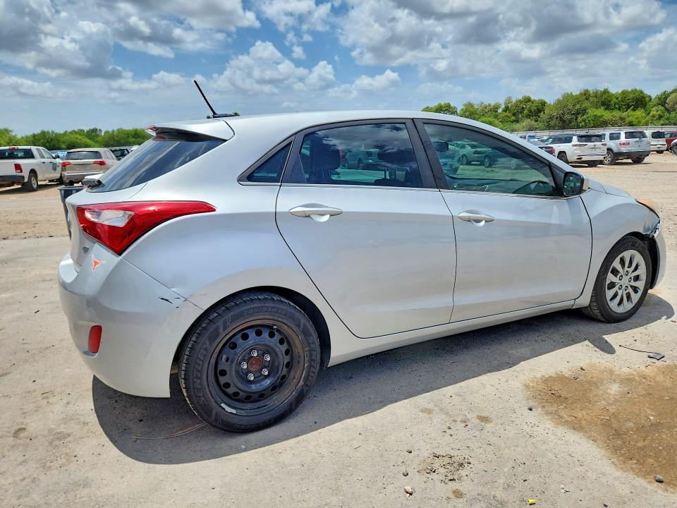 Продажа на аукционе авто 2017 Hyundai Elantra Gt, vin: KMHD35LH1HU368758, номер лота: 64017566