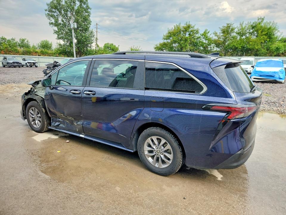Продажа на аукционе авто 2024 Toyota Sienna, vin: 5TDYRKEC6RS206070, номер лота: 63994896