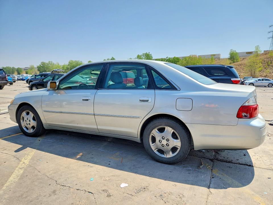 62942976 :رقم المزاد ، 4T1BF28B53U278135 vin ، 2003 Toyota Avalon مزاد بيع