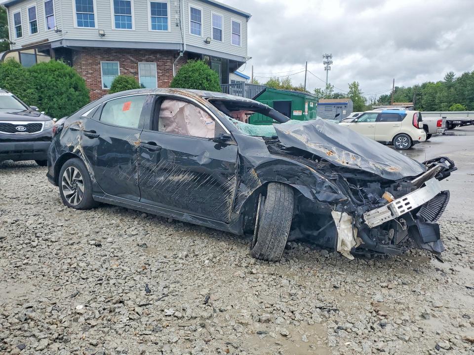 63551066 :رقم المزاد ، SHHFK7H22JU401098 vin ، 2018 Honda Civic مزاد بيع