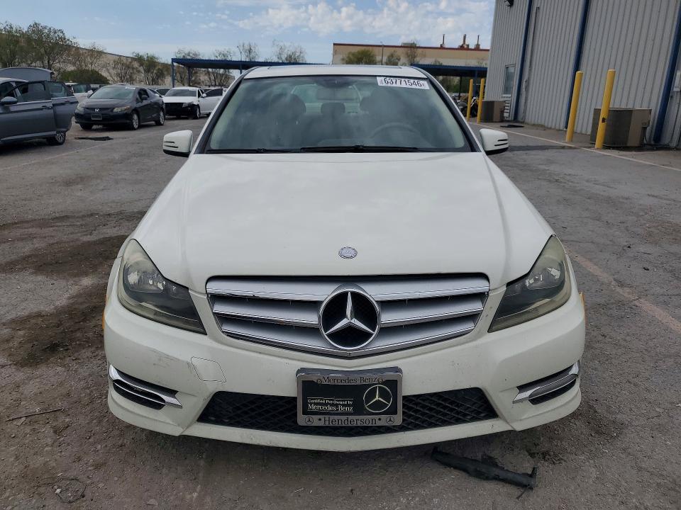 2012 Mercedes-benz C მანქანა იყიდება აუქციონზე, vin: WDDGF4HBXCR214994, აუქციონის ნომერი: 63771546