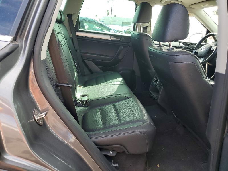 2012 Volkswagen Touareg მანქანა იყიდება აუქციონზე, vin: WVGEF9BP2CD011934, აუქციონის ნომერი: 67201786