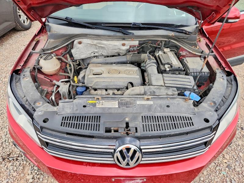 63878656 :رقم المزاد ، WVGBV7AX4FW098949 vin ، 2015 Volkswagen Tiguan مزاد بيع