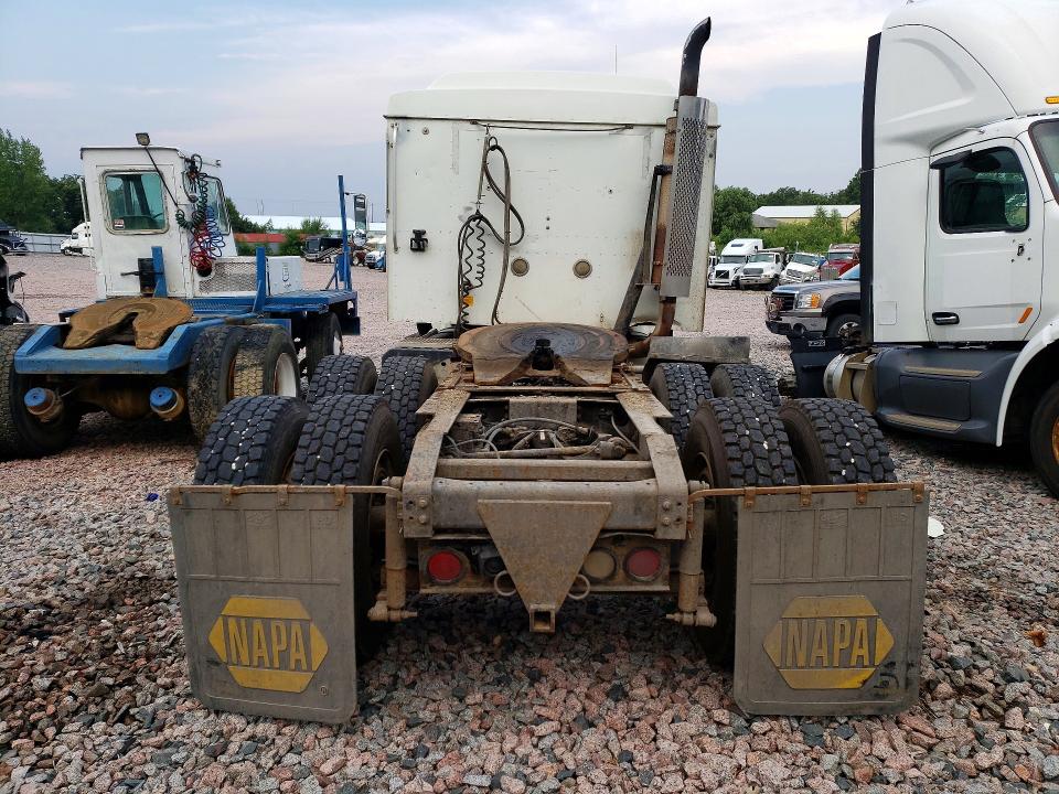Продажа на аукционе авто 1998 International 9200, vin: 2HSFMATR2WC035338, номер лота: 62494026