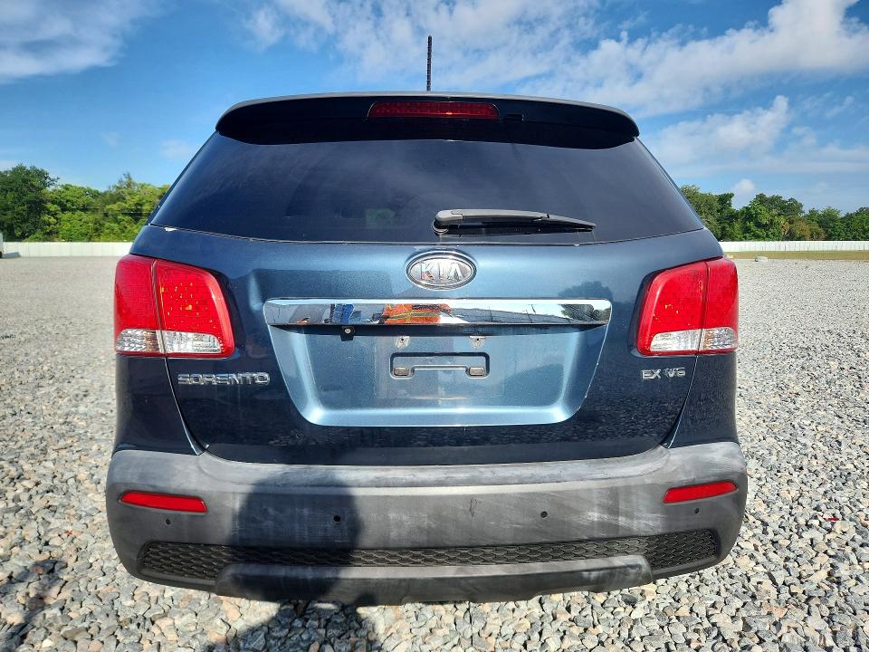 66545656 :رقم المزاد ، 5XYKU4A24BG012752 vin ، 2011 Kia Sorento مزاد بيع