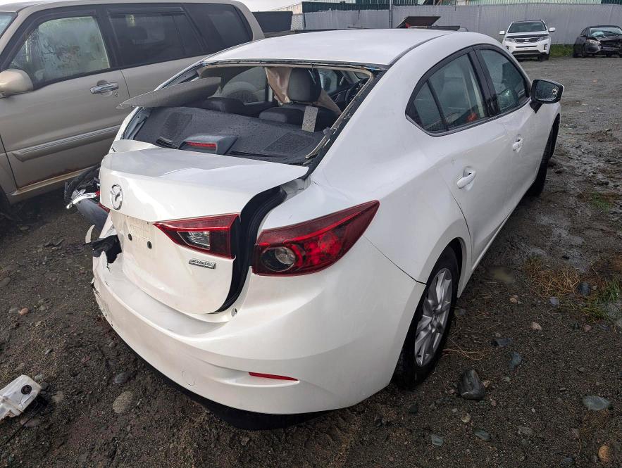 Продажа на аукционе авто 2018 Mazda 3, vin: JM1BN1V78J1180460, номер лота: 62757466