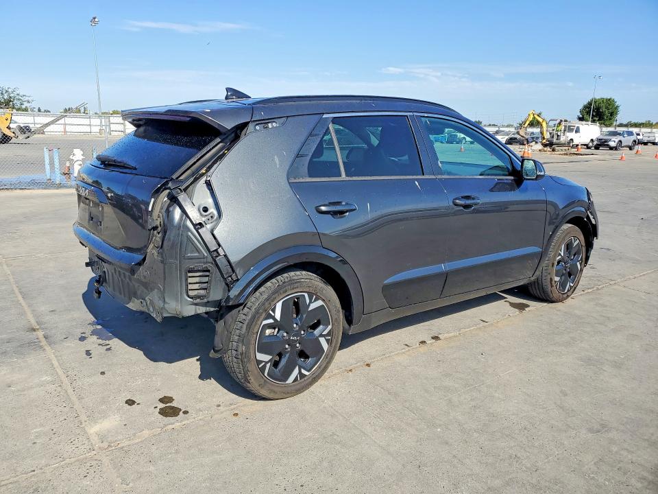 64268426 :رقم المزاد ، KNDCR3L1XP5027356 vin ، 2023 Kia Niro مزاد بيع