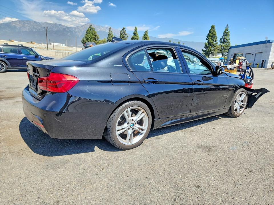 2018 Bmw 330e მანქანა იყიდება აუქციონზე, vin: WBA8E1C55JA762704, აუქციონის ნომერი: 66476156