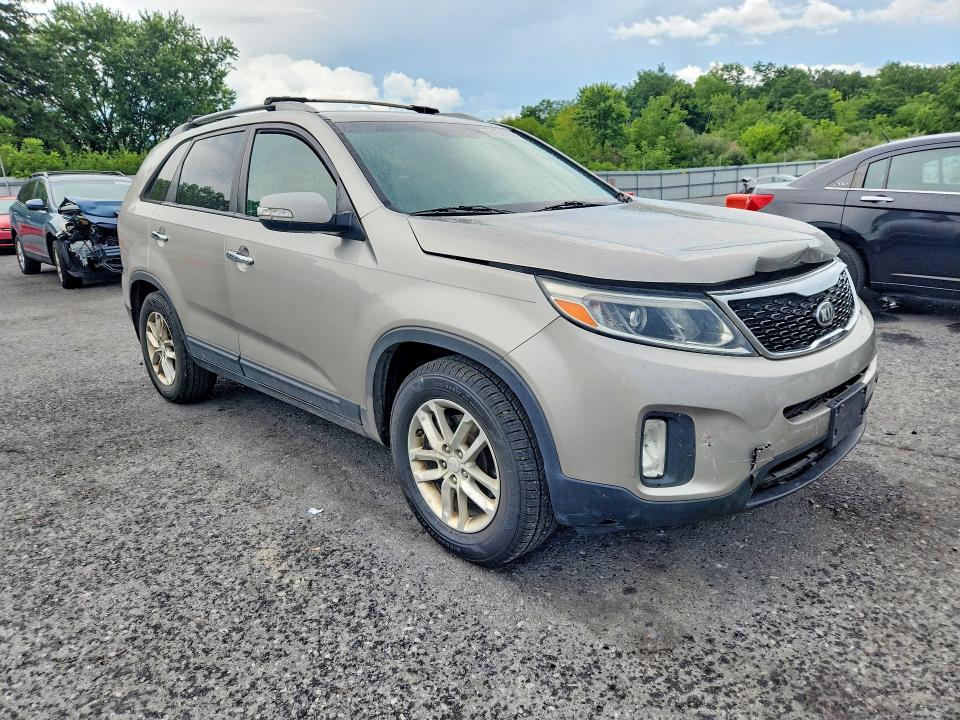 Продажа на аукционе авто 2015 Kia Sorento, vin: 5XYKT4A67FG575483, номер лота: 64299396