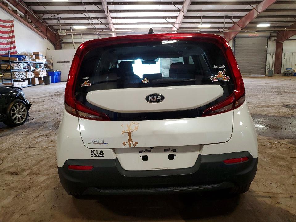 65805736 :رقم المزاد ، KNDJ23AU9M7147142 vin ، 2021 Kia Soul مزاد بيع