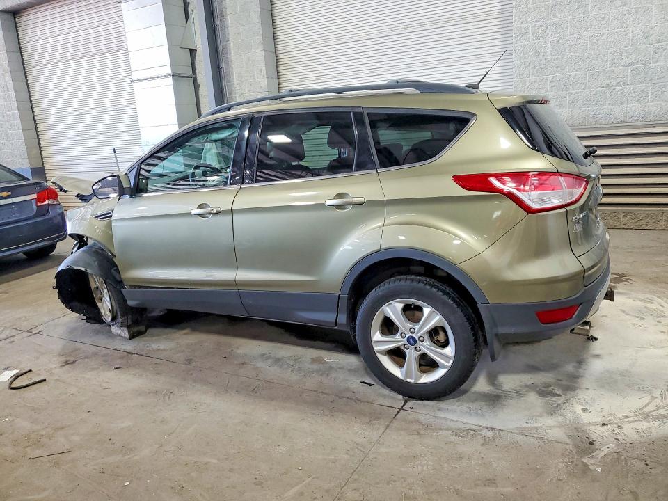 63793996 :رقم المزاد ، 1FMCU9G95DUB72822 vin ، 2013 Ford Escape مزاد بيع