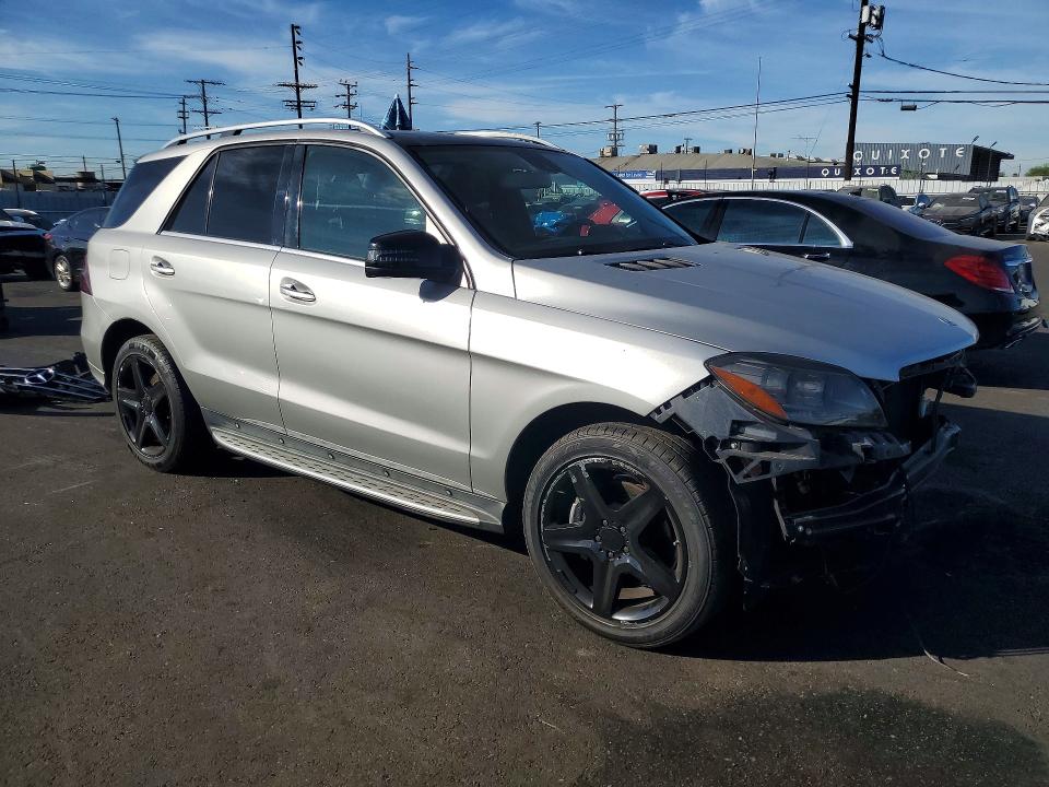 Продажа на аукционе авто 2015 Mercedes-benz Ml, vin: 4JGDA5JB2FA502647, номер лота: 65293446