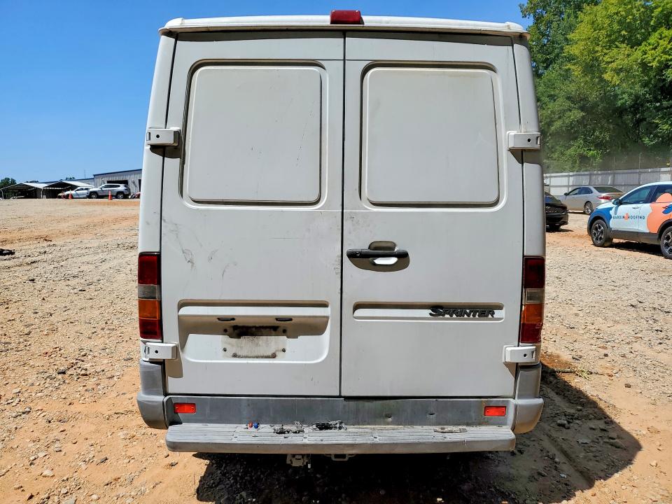65058806 :رقم المزاد ، WD0PD144065938671 vin ، 2006 Dodge Sprinter مزاد بيع