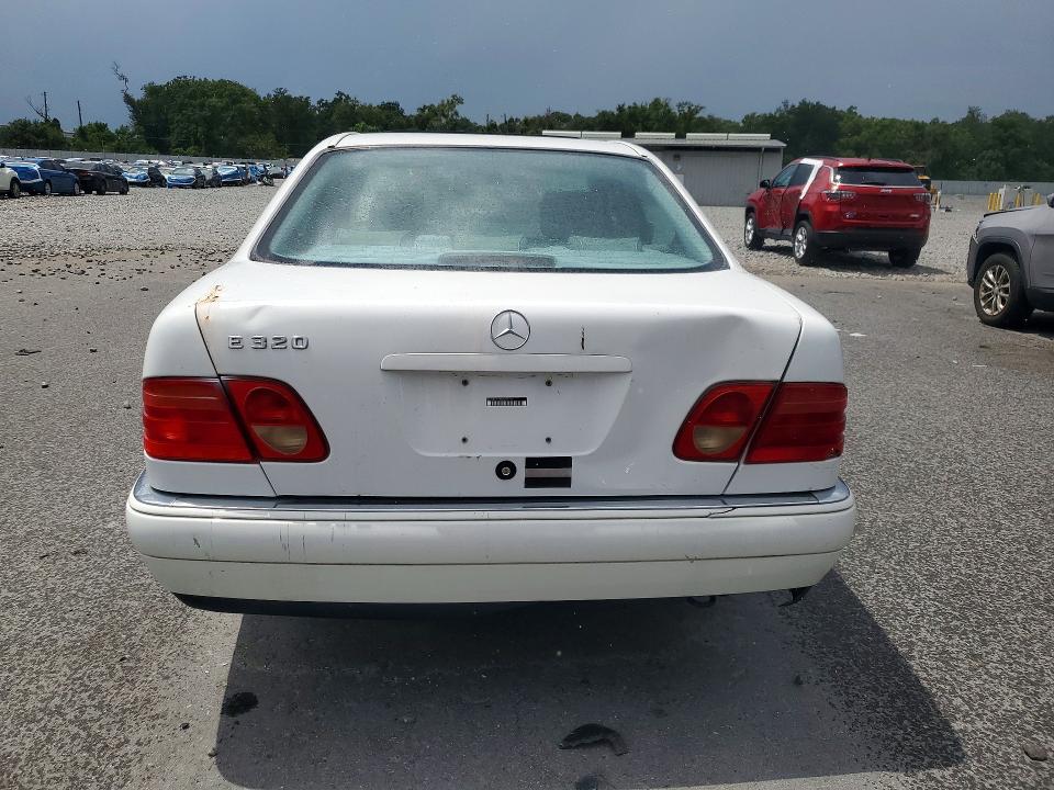 Aukcja sprzedaży 1999 Mercedes-benz E, vin: WDBJF65H8XA933734, numer aukcji: 66897346