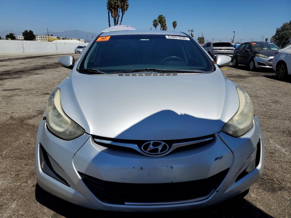 2015 Hyundai Elantra მანქანა იყიდება აუქციონზე, vin: 5NPDH4AE2FH642615, აუქციონის ნომერი: 63891036