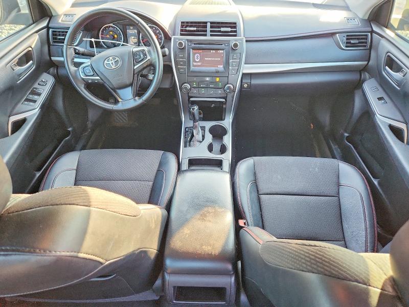 64714626 :رقم المزاد ، 4T1BF1FK4GU535417 vin ، 2016 Toyota Camry مزاد بيع