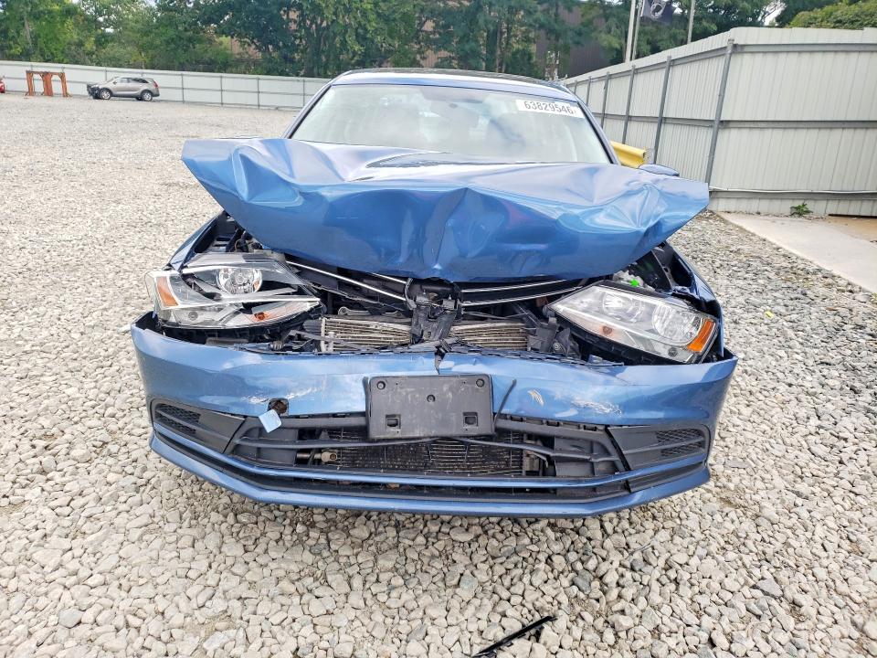Продаж на аукціоні авто 2017 Volkswagen Jetta, vin: 3VWB67AJ4HM327109, номер лоту: 63829546
