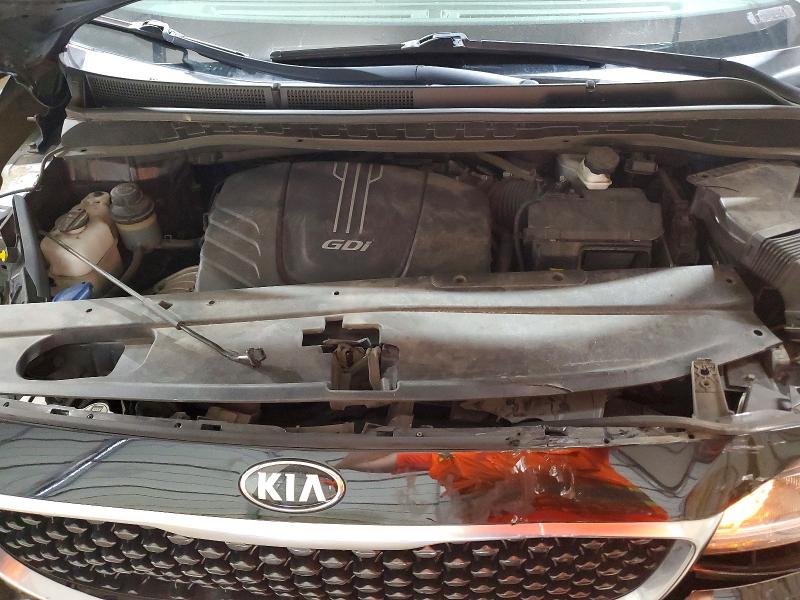 63656356 :رقم المزاد ، KNDMB5C17H6336220 vin ، 2017 Kia Sedona مزاد بيع