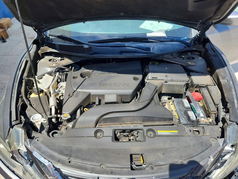 2017 Nissan Altima მანქანა იყიდება აუქციონზე, vin: 1N4AL3AP4HC133272, აუქციონის ნომერი: 65557906