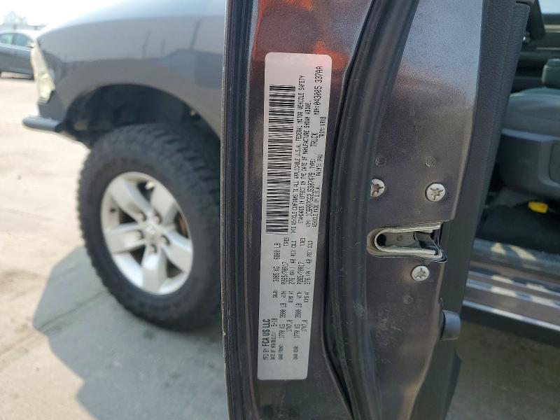 62497296 :رقم المزاد ، 1C6RR7GG2JS307479 vin ، 2018 Ram 1500 مزاد بيع