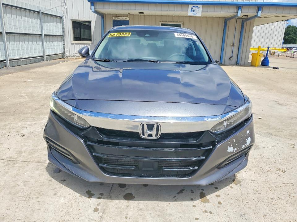 Продажа на аукционе авто 2018 Honda Accord, vin: 1HGCV1F55JA131915, номер лота: 64505436