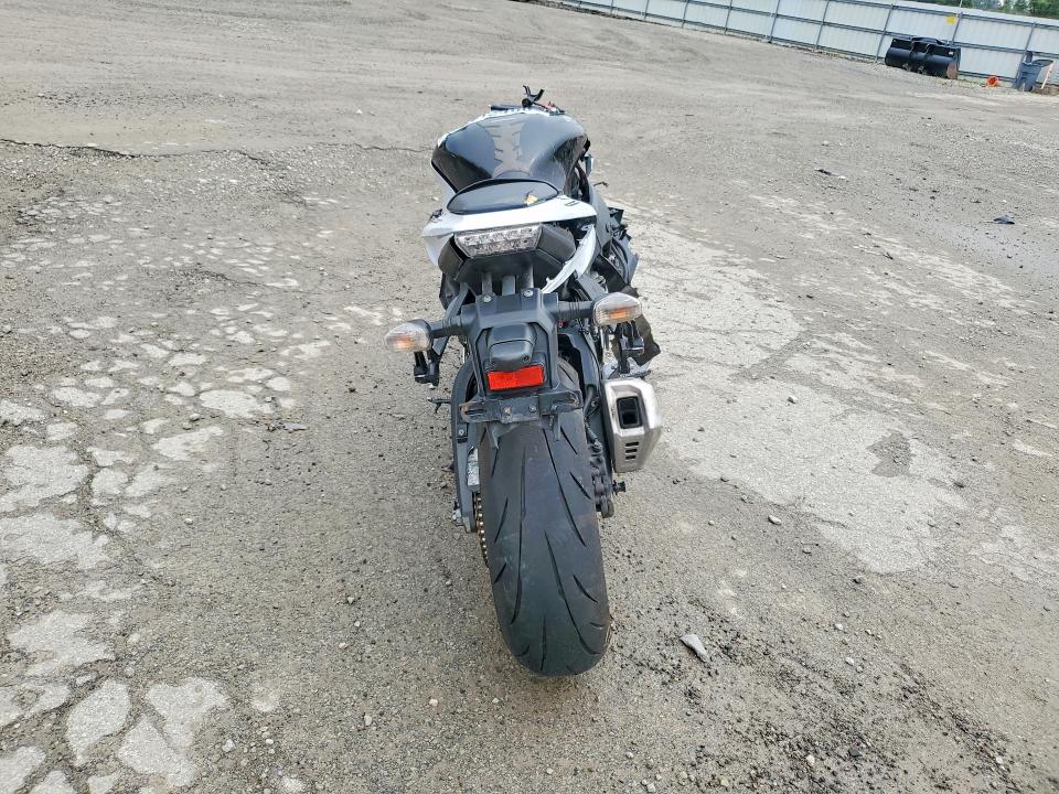 64442496 :رقم المزاد ، JKAZXCJ12DA016559 vin ، 2013 Kawasaki Zx1000 مزاد بيع